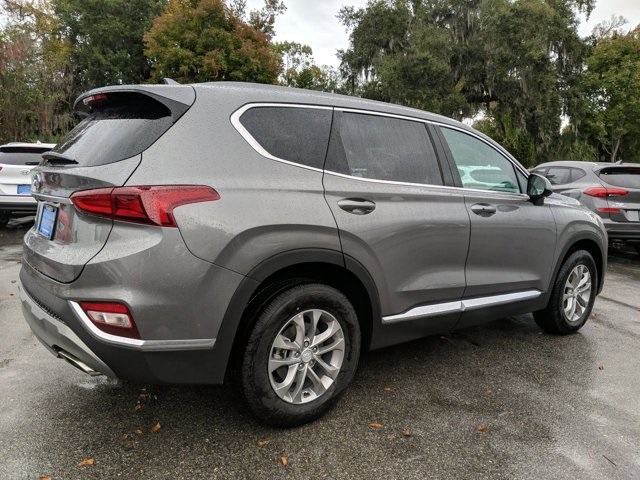 2020 Hyundai Santa Fe SEL photo 3