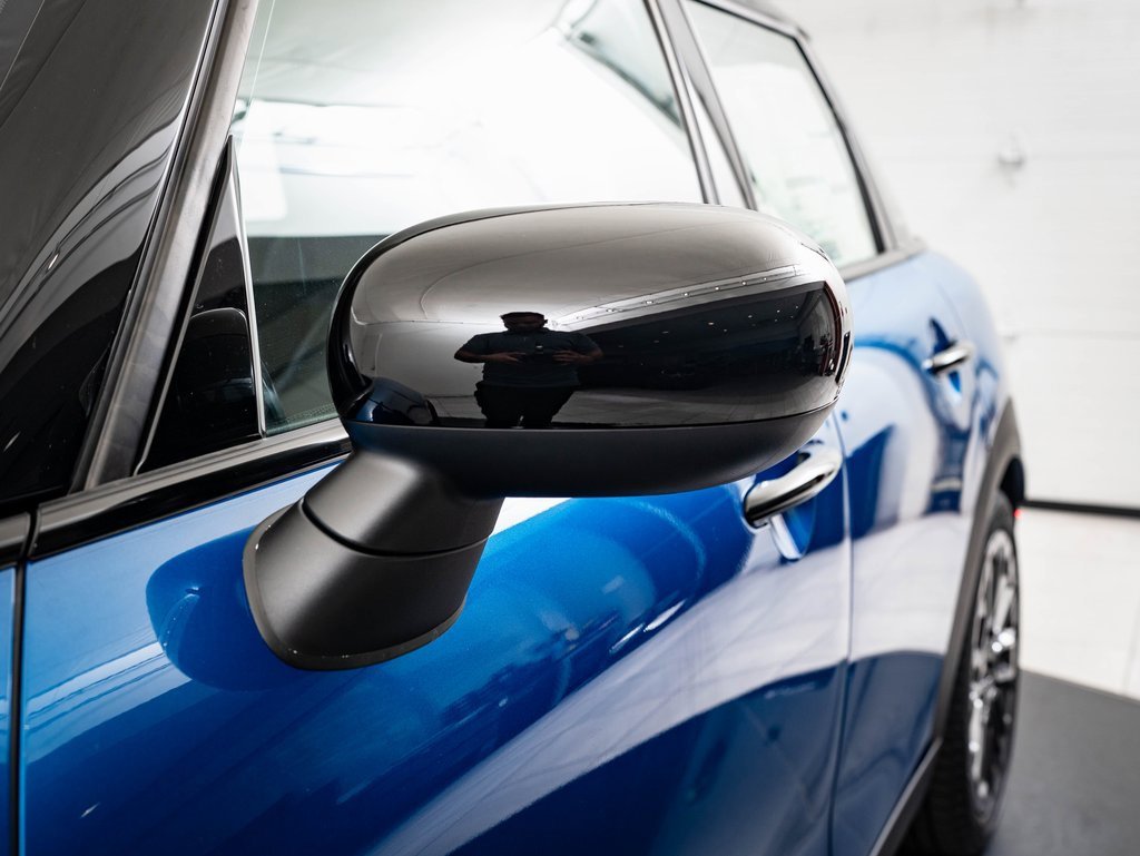 2026 Mini Cooper 4 Door Hardtop Signature photo 14