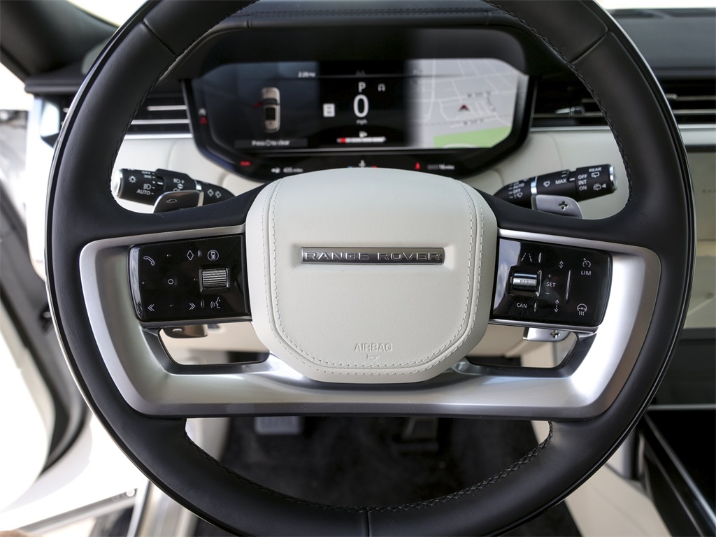 2025 Land Rover Range Rover SE photo 14