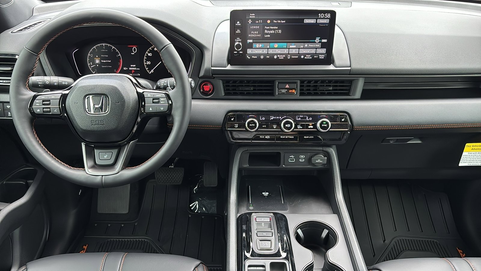 2025 Honda Pilot TrailSport photo 2