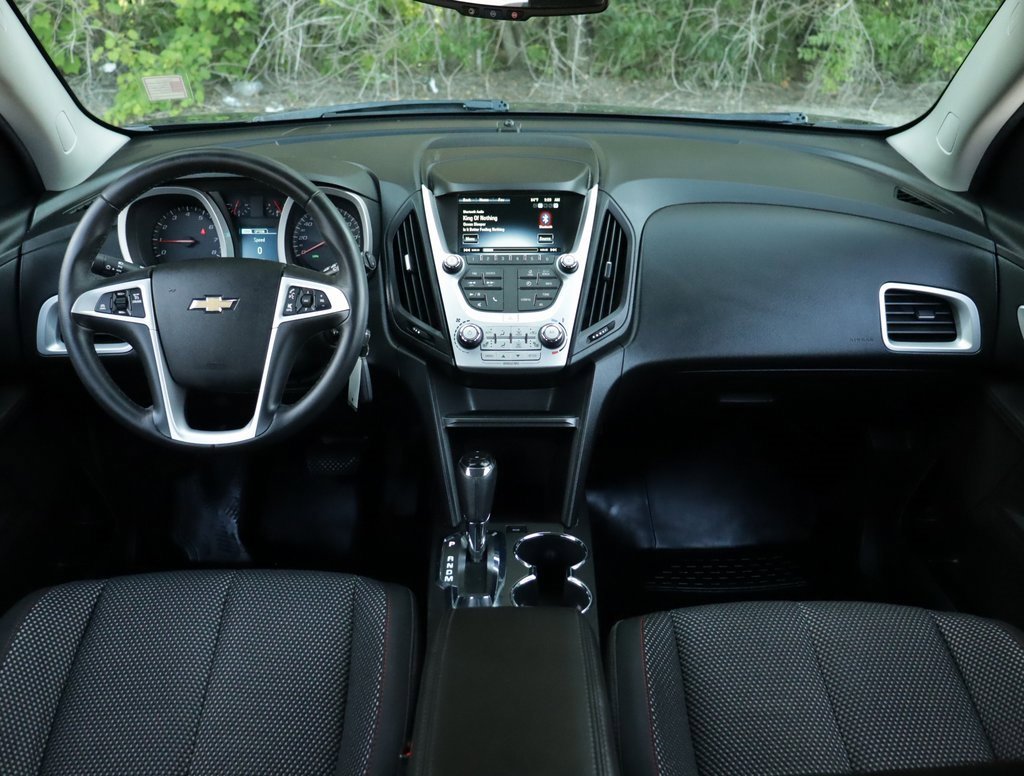 2017 Chevrolet Equinox LT photo 19