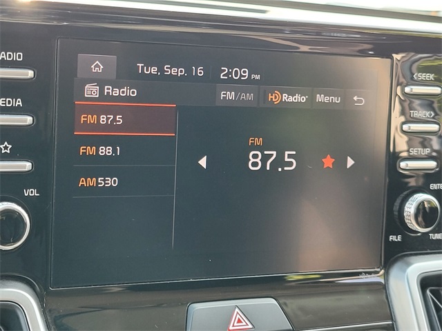 2023 Kia Sorento LX photo 20
