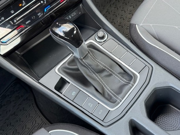 2025 Volkswagen Jetta 1.5T Sport photo 22