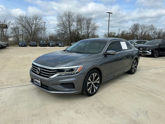2022 Volkswagen Passat SE