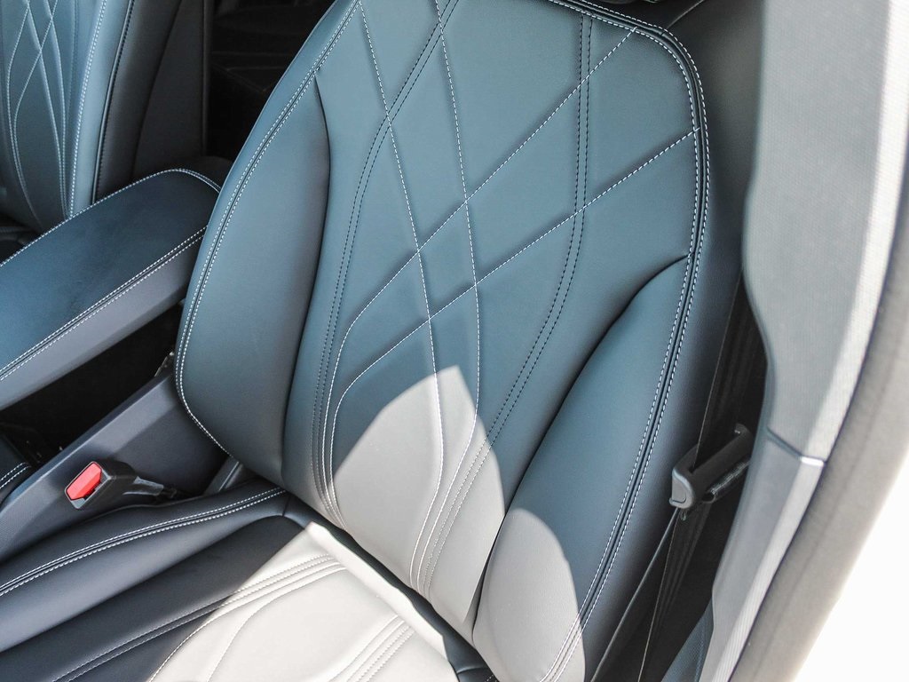 2025 Ford Mustang Mach-E Select photo 24