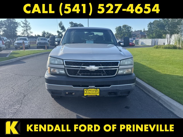 2006 Chevrolet Silverado 2500HD LT photo 3