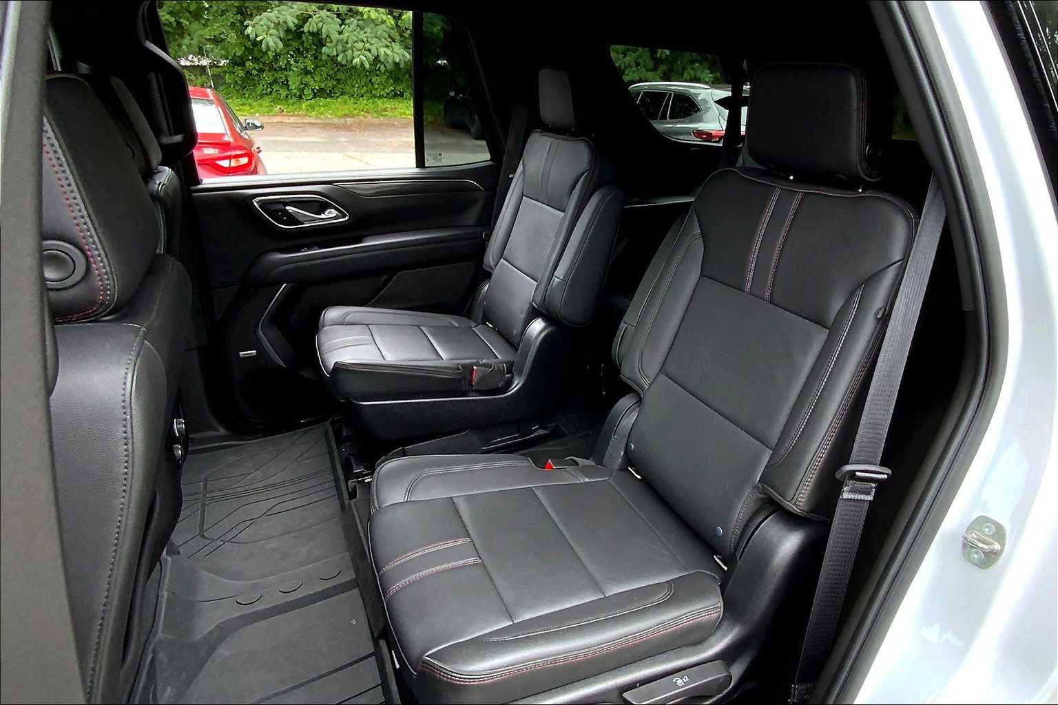 2021 Chevrolet Tahoe RST photo 19