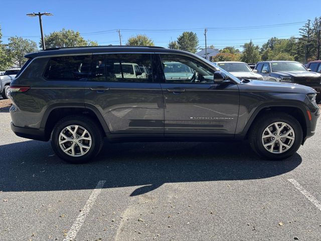 2022 Jeep Grand Cherokee Limited photo 4