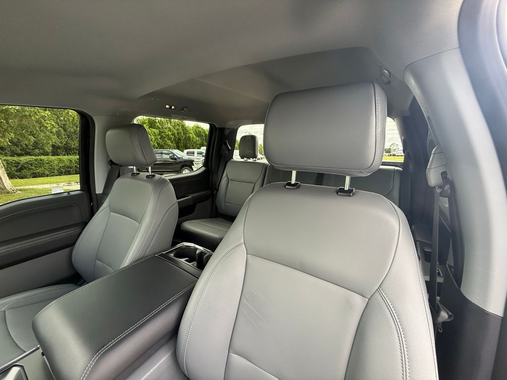 2025 Ford F-150 Lightning photo 20