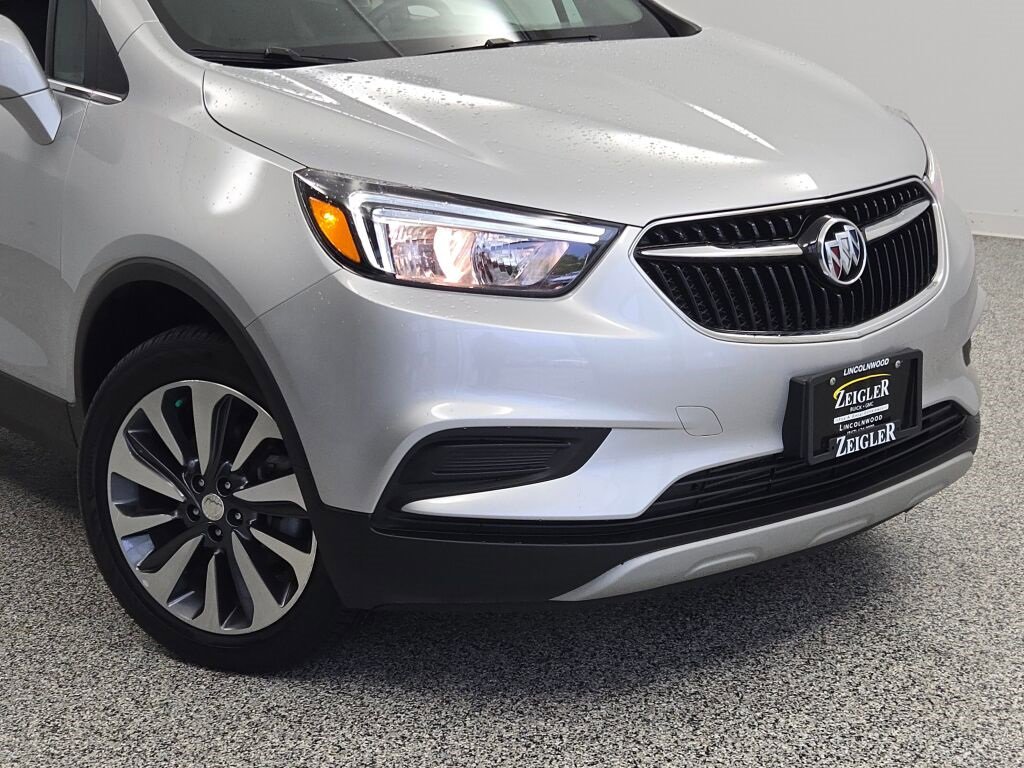 2022 Buick Encore Preferred photo 2