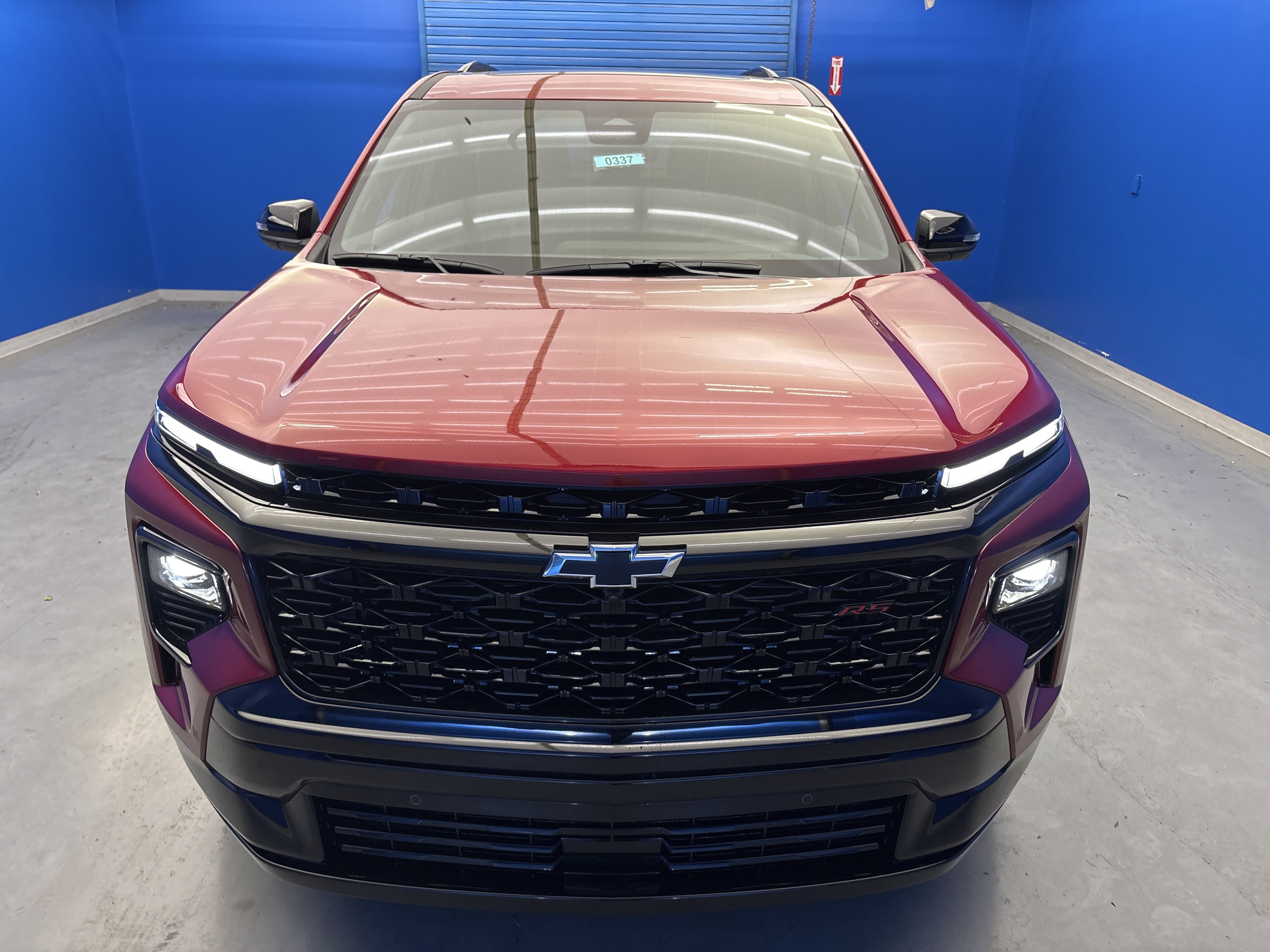 2026 Chevrolet Traverse RS photo 2