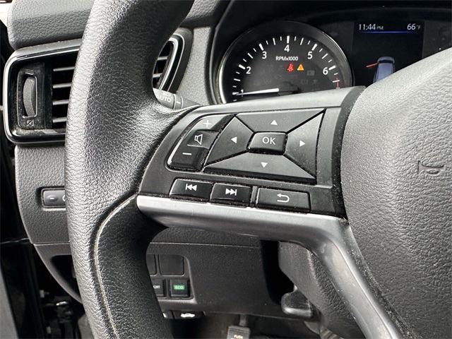 2021 Nissan Rogue Sport SV photo 21