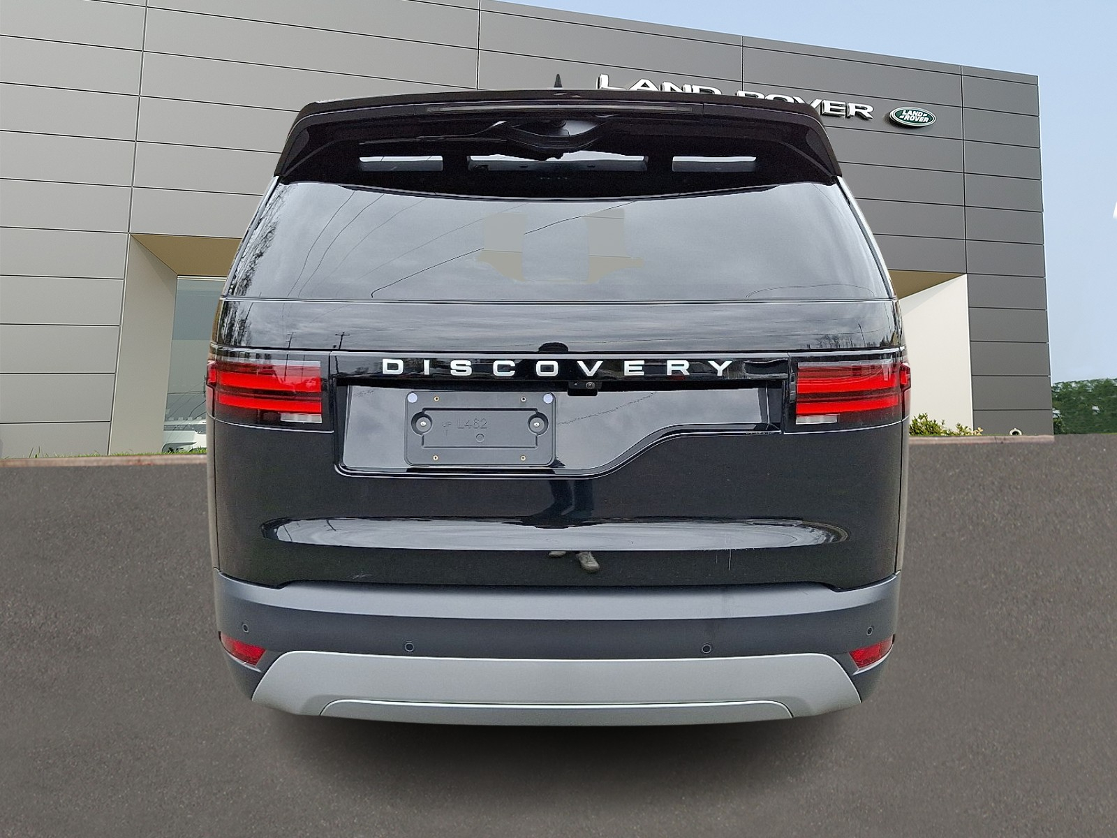 2025 Land Rover Discovery P300 S photo 4