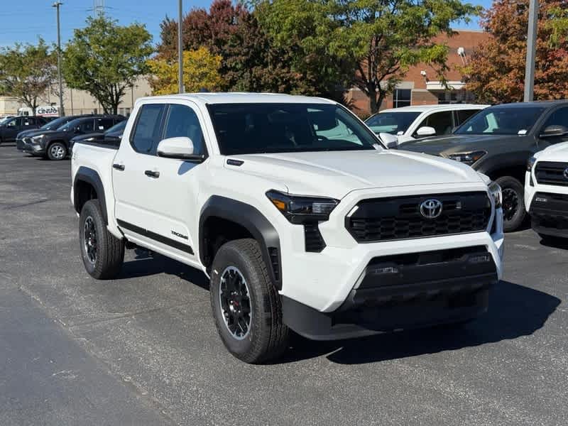 2025 Toyota Tacoma TRD Off Road's photo