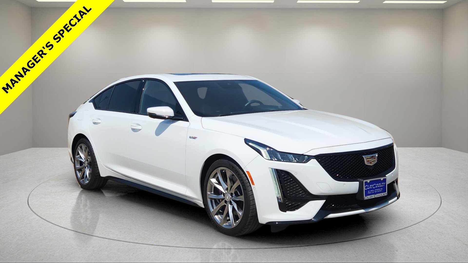 2024 Cadillac CT5 V-Series's photo