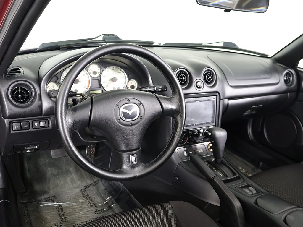 2003 Mazda MX-5 Miata Miata Base photo 19