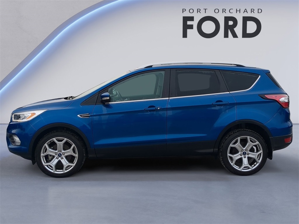 2018 Ford Escape Titanium photo 2