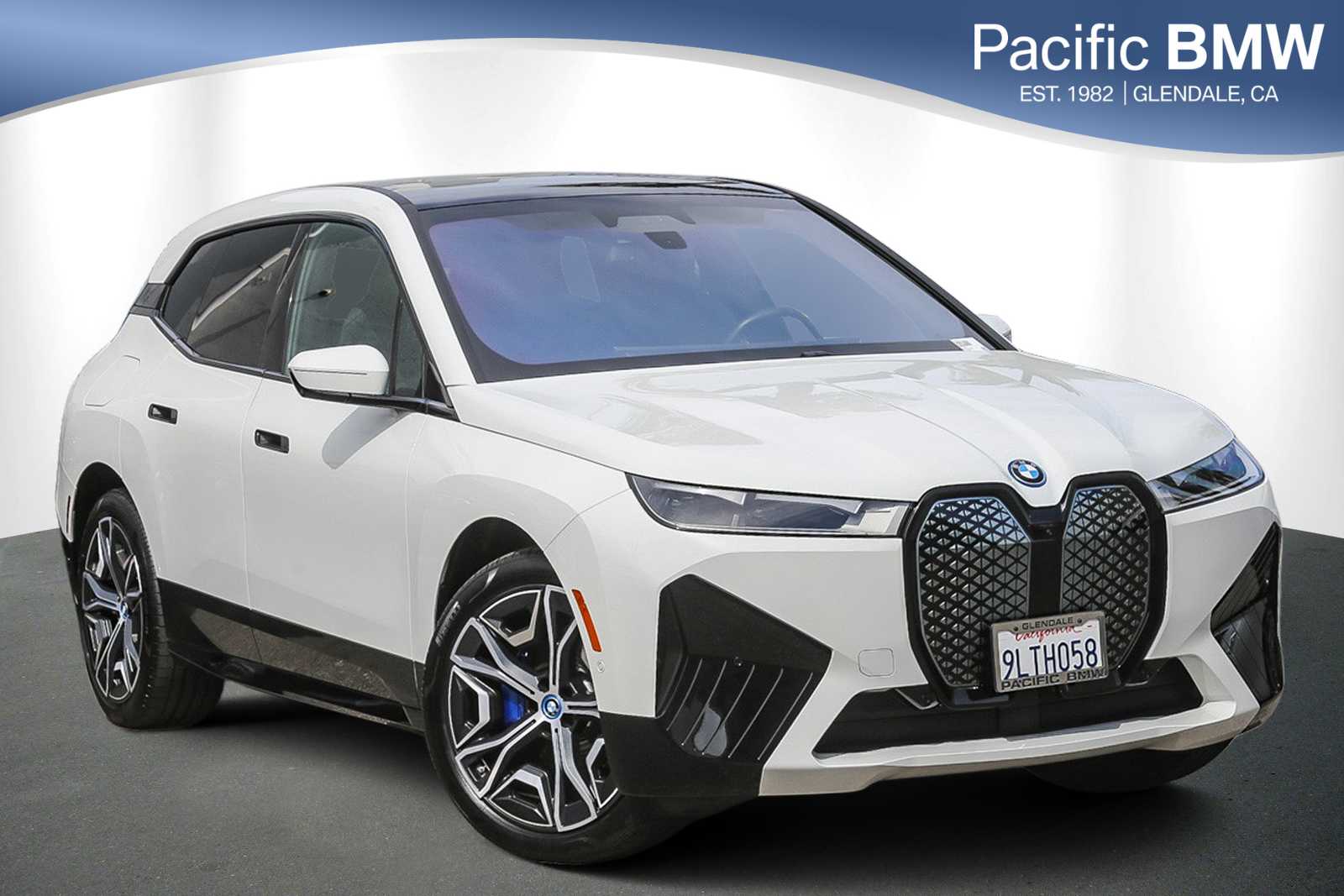 2025 BMW iX 50's photo