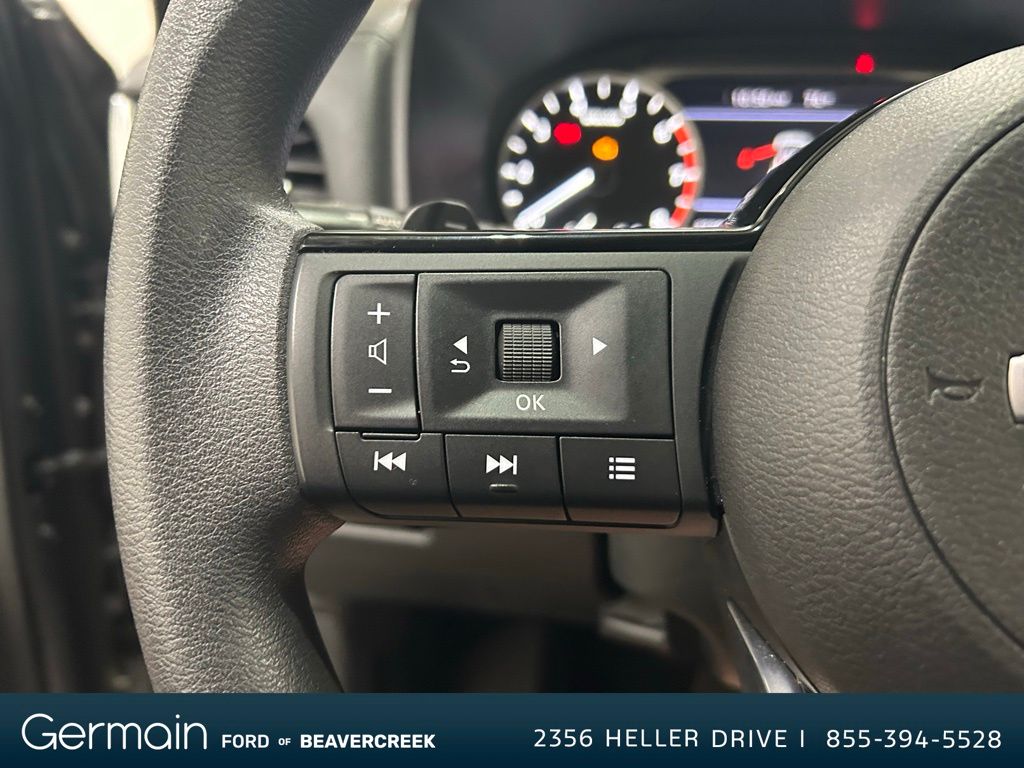 2023 Nissan Rogue SV photo 20