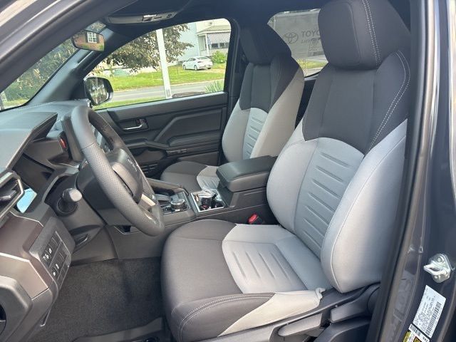 2025 Toyota Tacoma TRD Sport 4x4 Double Cab photo 11