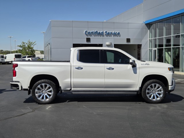 2021 Chevrolet Silverado 1500 High Country photo 3