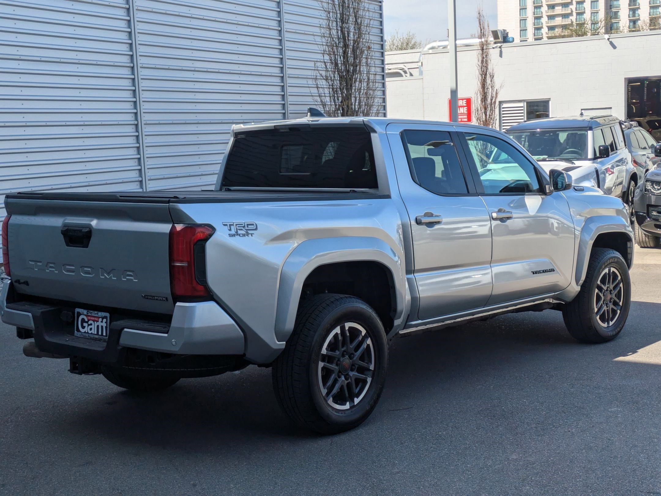 2024 Toyota Tacoma TRD Sport Double Cab photo 3