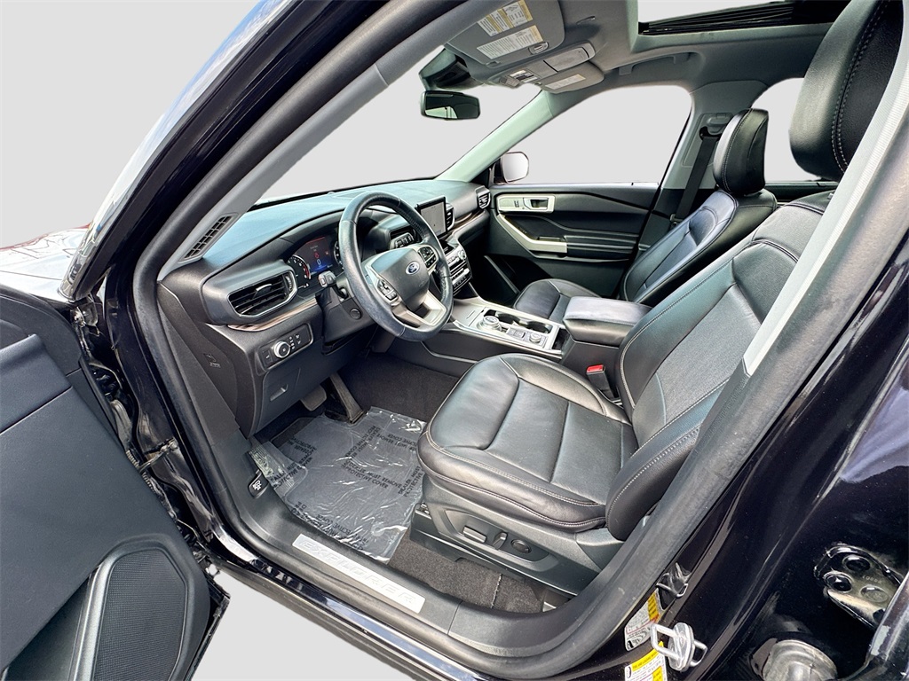2022 Ford Explorer Limited photo 21