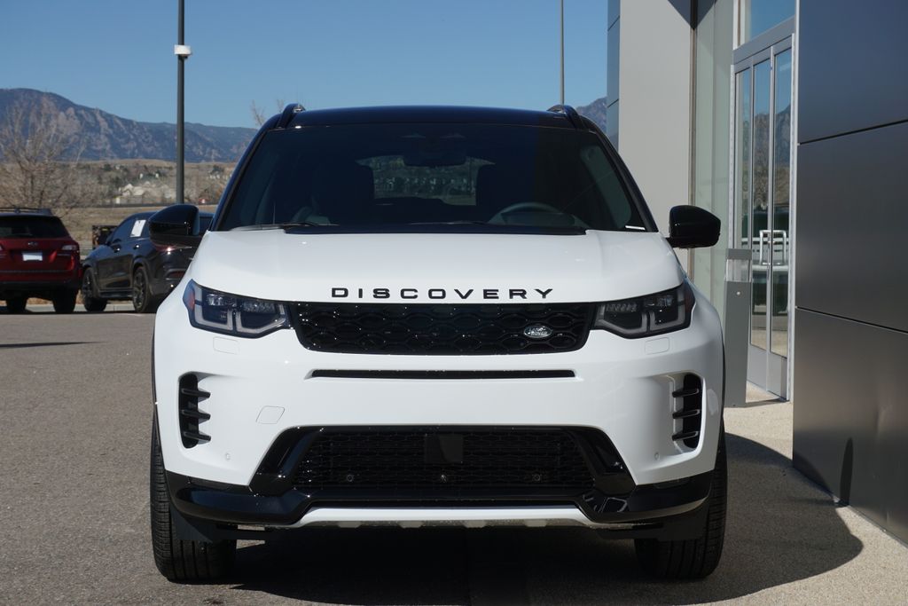2025 Land Rover Discovery Sport SE photo 5