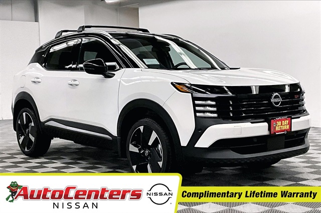 2026 Nissan KICKS SR's photo