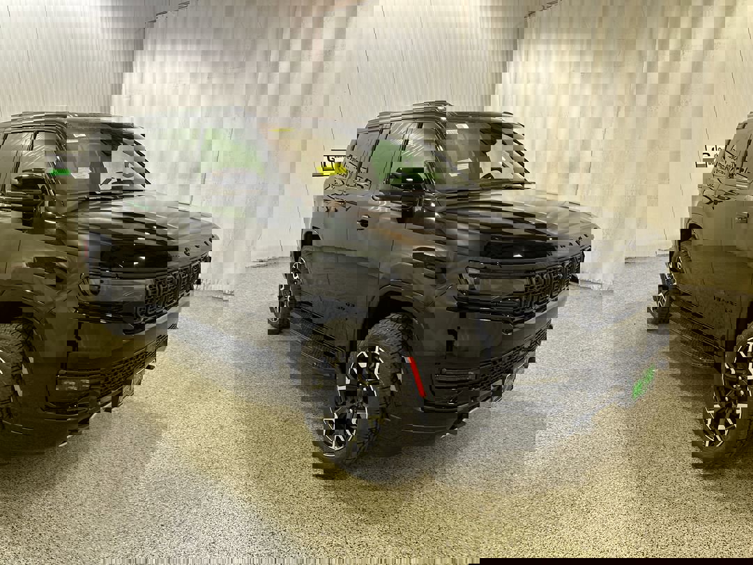 2025 Jeep Wagoneer Series II's photo