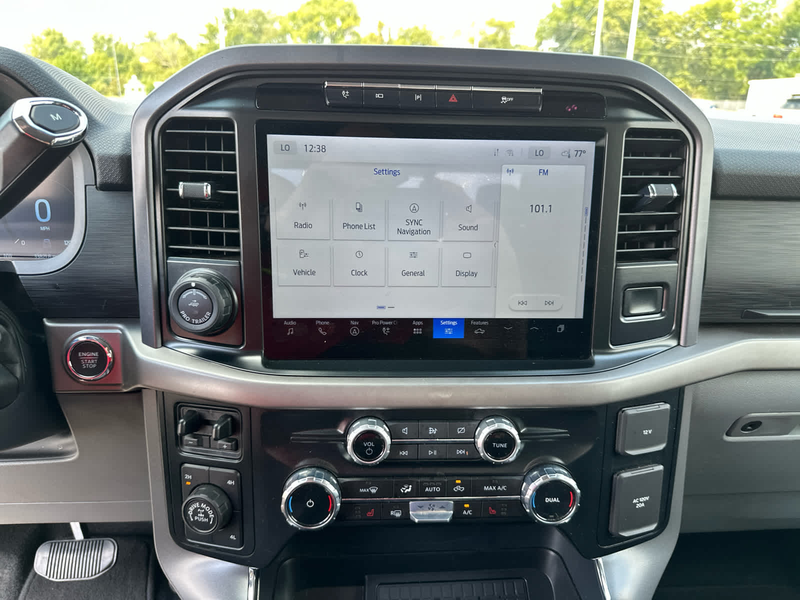 2024 Ford F-150 XLT photo 37
