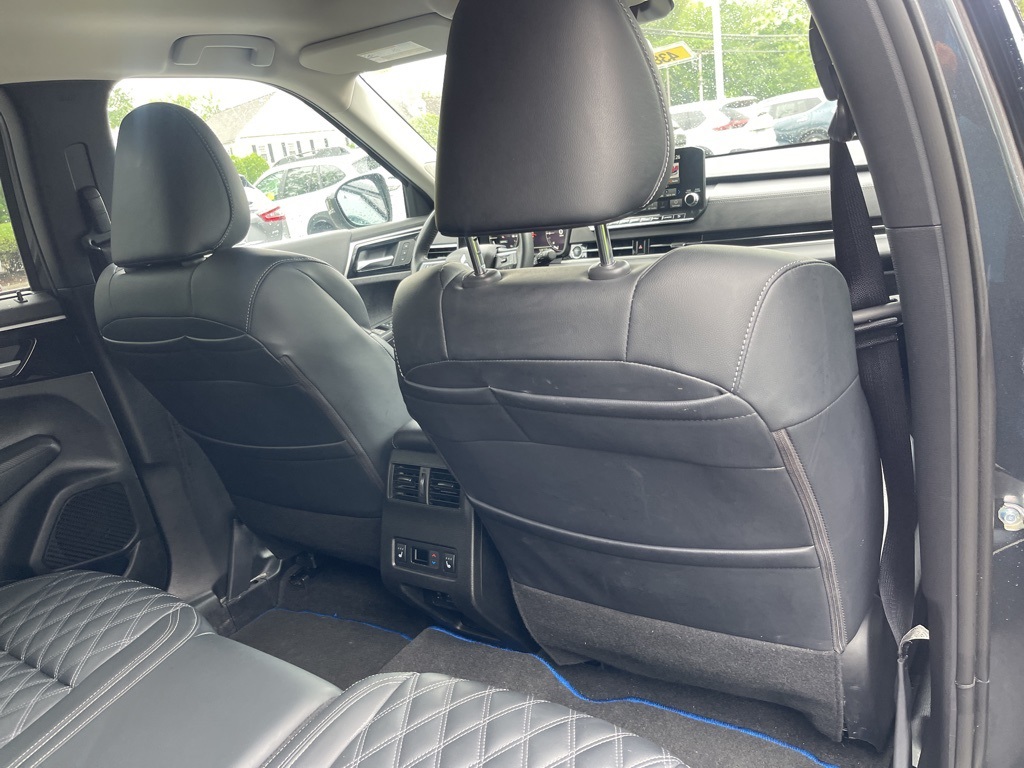2024 Mitsubishi Outlander PHEV SEL photo 19