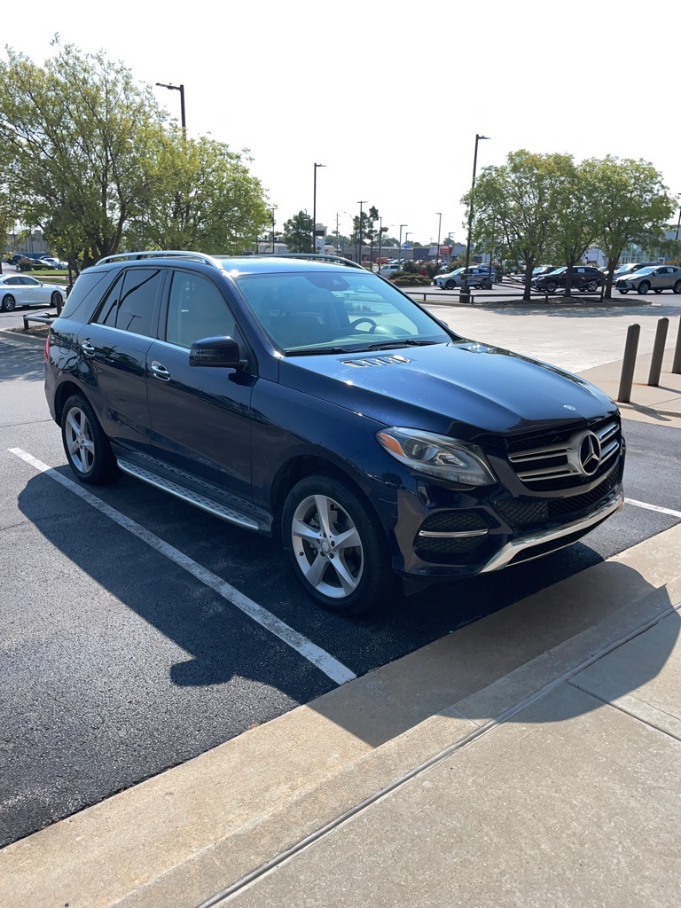 2016 Mercedes Benz GLE 350 4MATIC photo 2