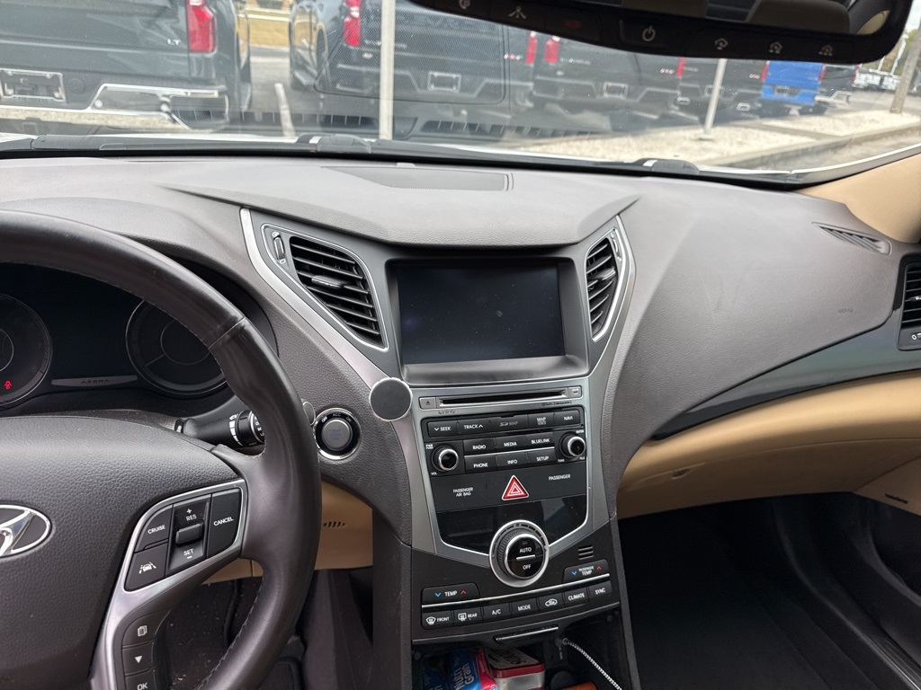 2015 Hyundai Azera Limited photo 2