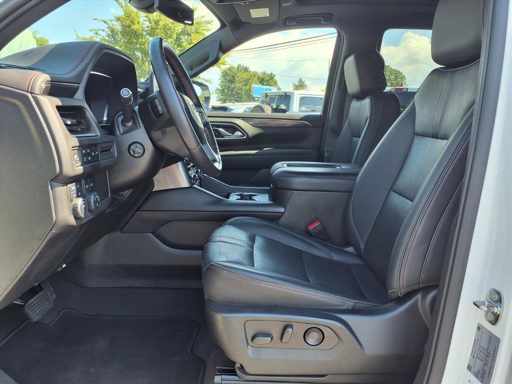 2022 Chevrolet Tahoe RST photo 2