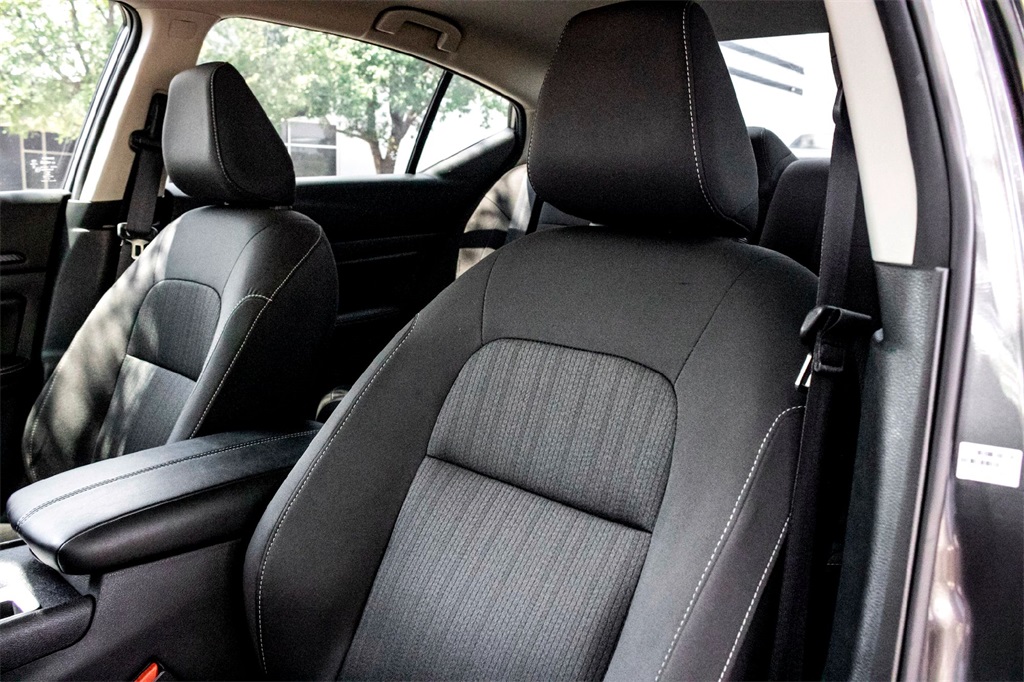 2025 Nissan Altima 2.5 SV photo 13