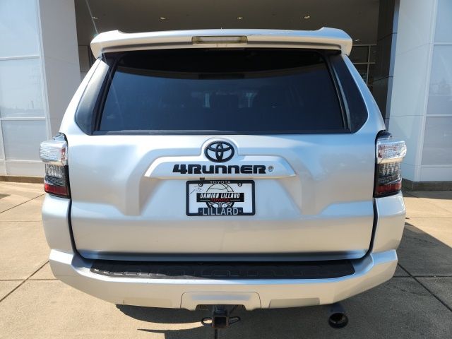 2017 Toyota 4Runner Limited SR5 Premium TRD Pro photo 8