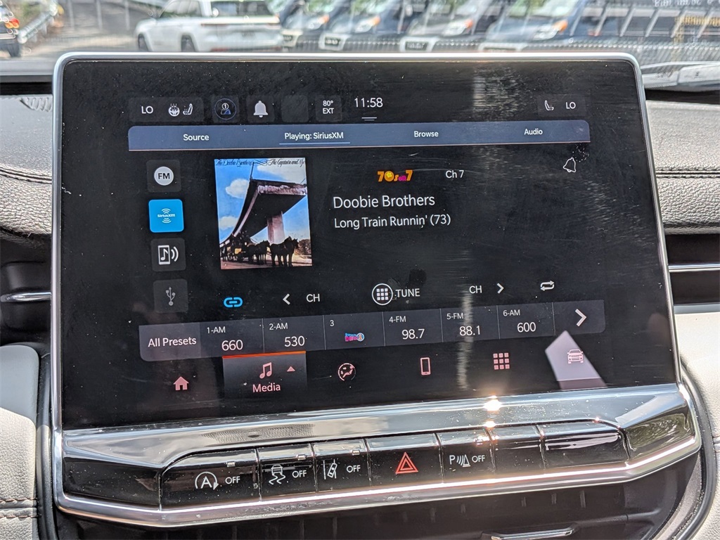 2023 Jeep Compass Limited photo 16