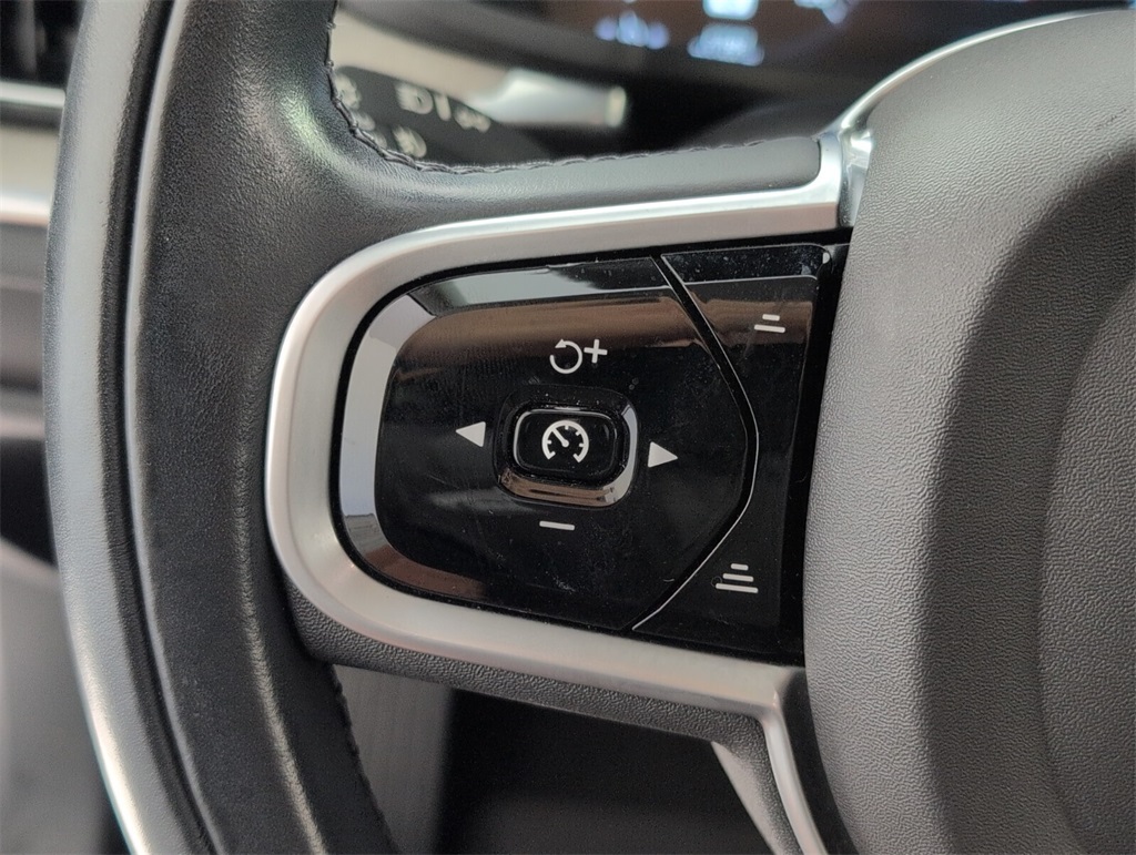 2021 Volvo V60 Cross Country T5 photo 28