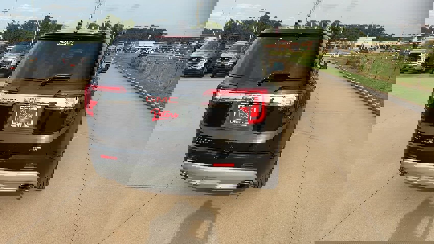 2023 Gmc Acadia SLT photo 8