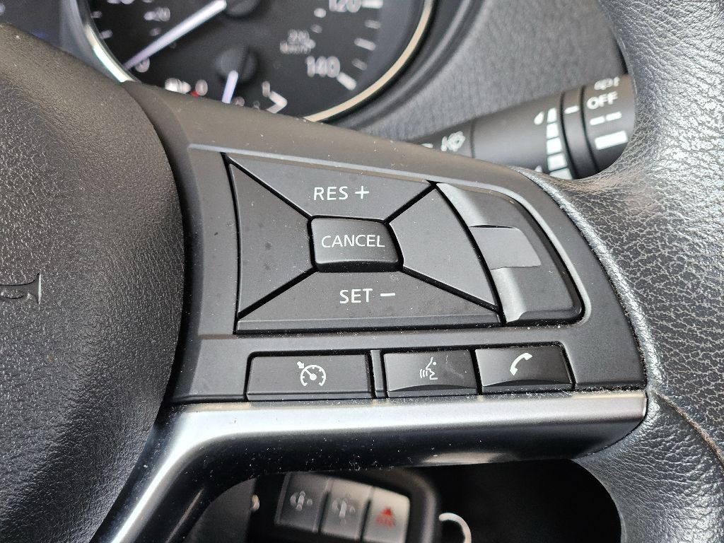 2022 Nissan Rogue Sport S photo 15
