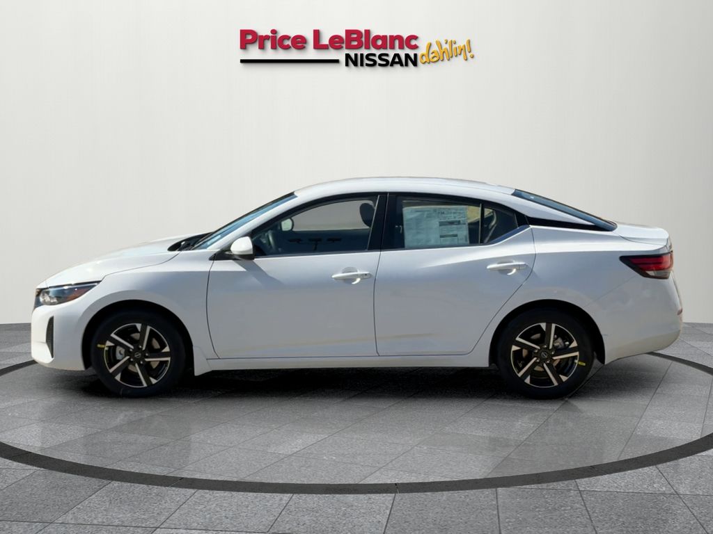 2025 Nissan Sentra SV photo 4