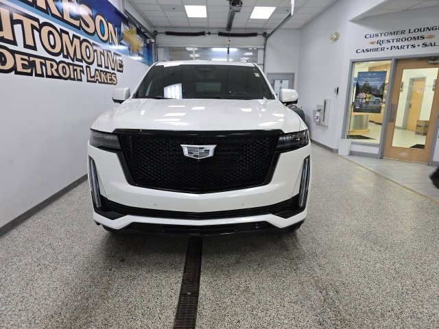 Used 2022 Cadillac Escalade ESV Sport with VIN 1GYS4PKL2NR177997 for sale in Detroit Lakes, Minnesota