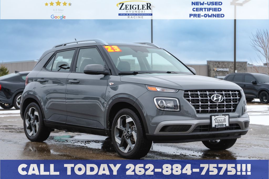 2023 Hyundai Venue SEL's photo