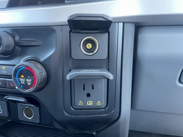 2025 Ford F-350 XLT photo 28