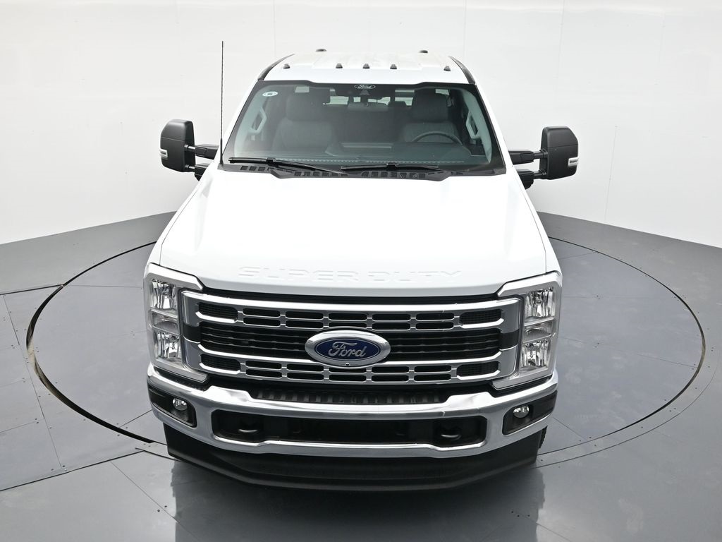 2026 Ford F-350 XLT photo 31