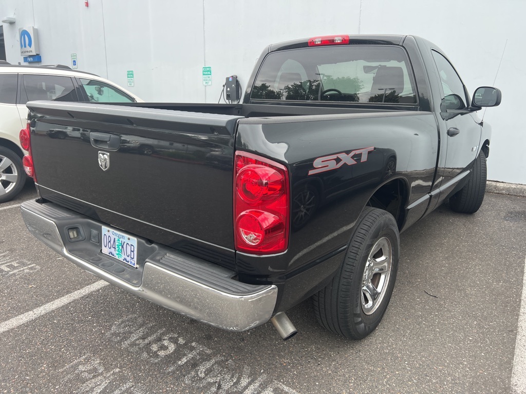2008 Dodge Ram photo 3