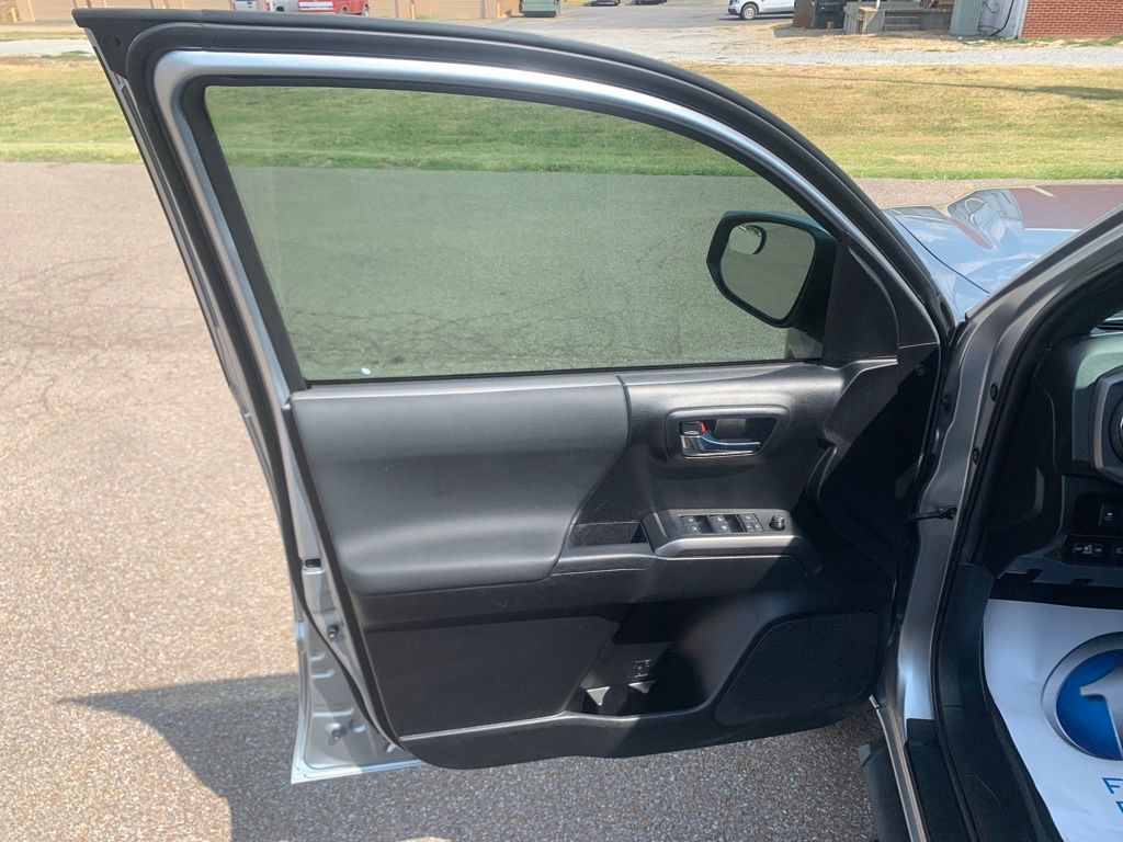 2022 Toyota Tacoma TRD Pro 4x4 Double Cab photo 10