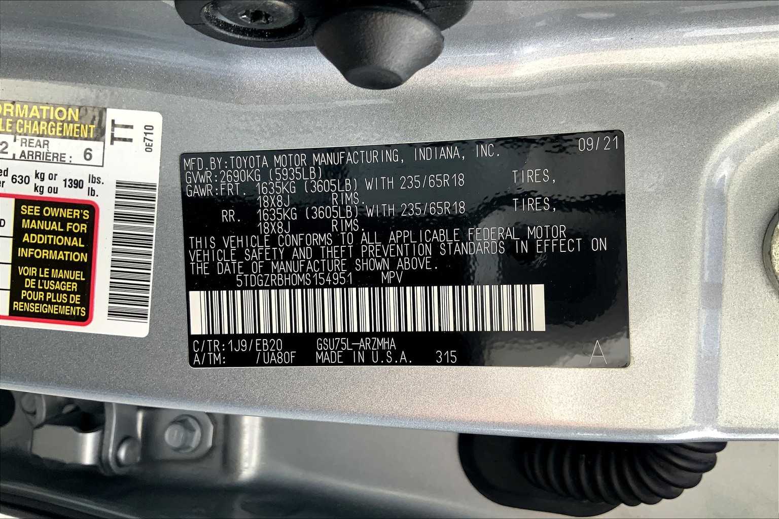 2021 Toyota Highlander XLE photo 30