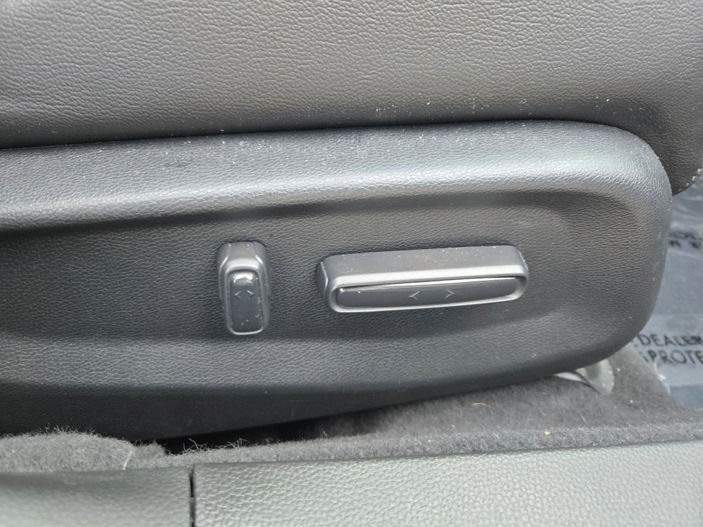 2022 Honda Accord EX-L photo 2